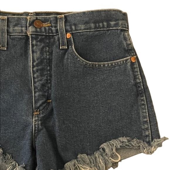 Wrangler Denim Frayed Hem Women Shorts, Size 26 - Picture 2 of 5